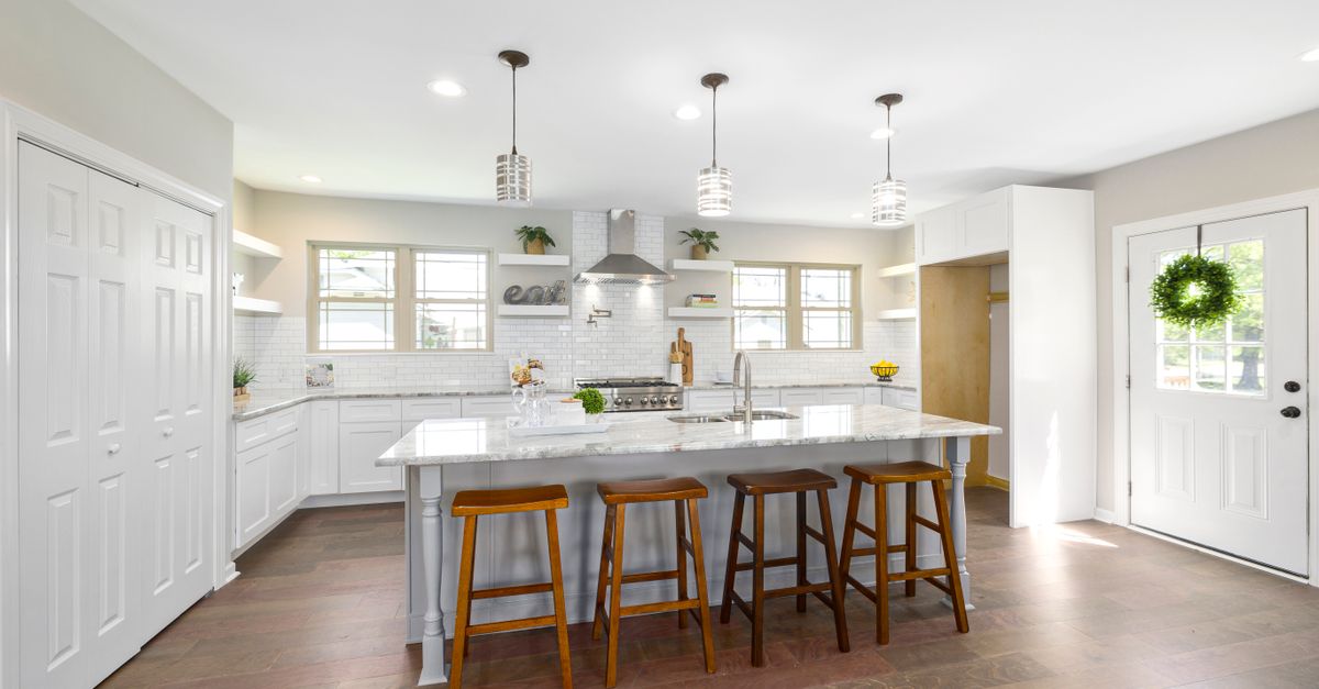 1 Home Construction, LLC Kitchen & Bath Remodel project photo