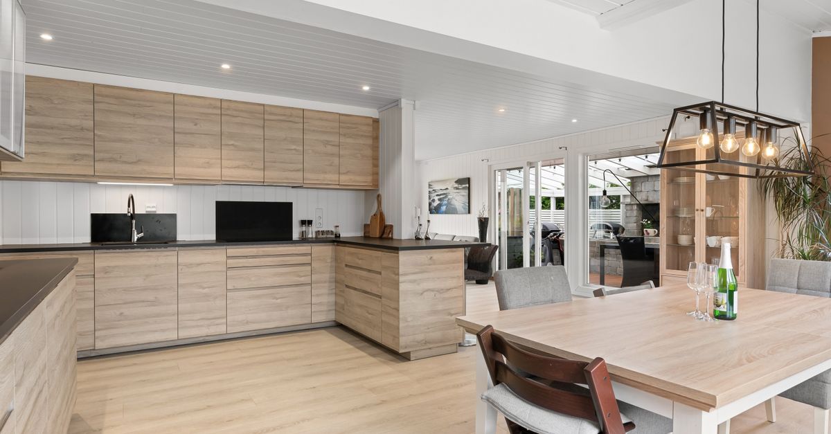 Baron Construction & Remodeling Kitchens project photo
