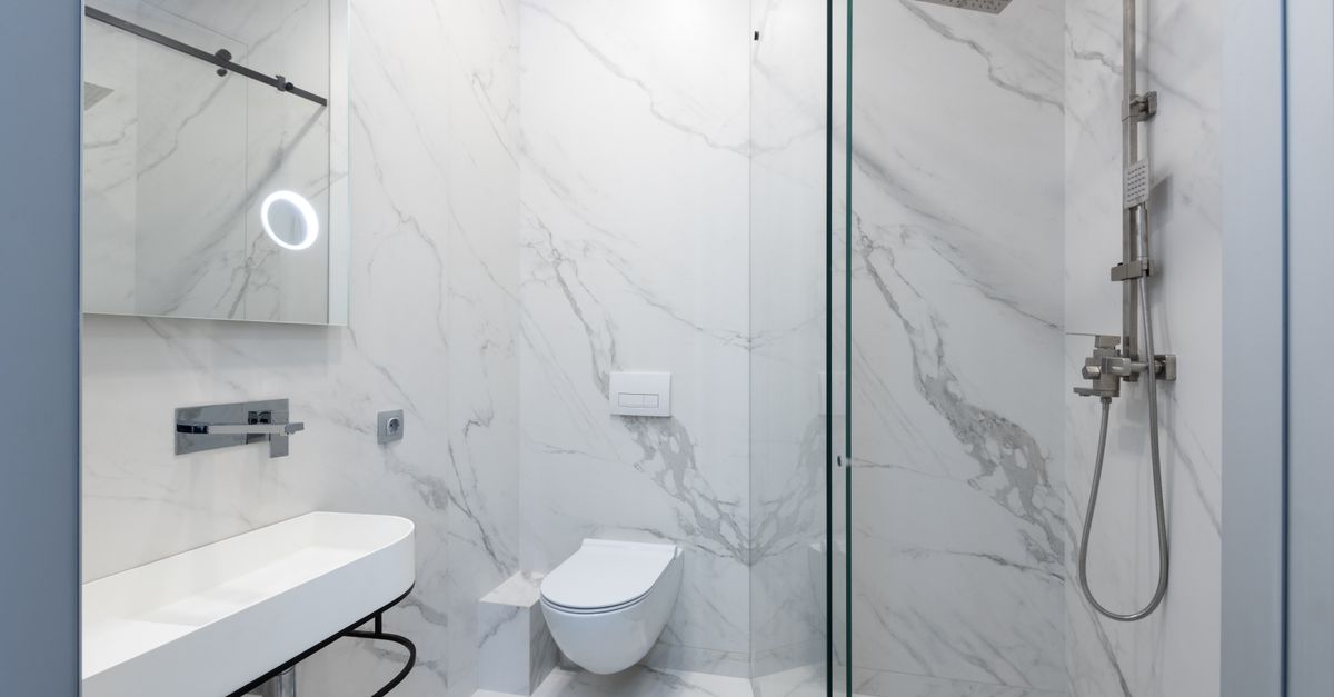 Handyman Hub-Bathroom Remodeling project photo