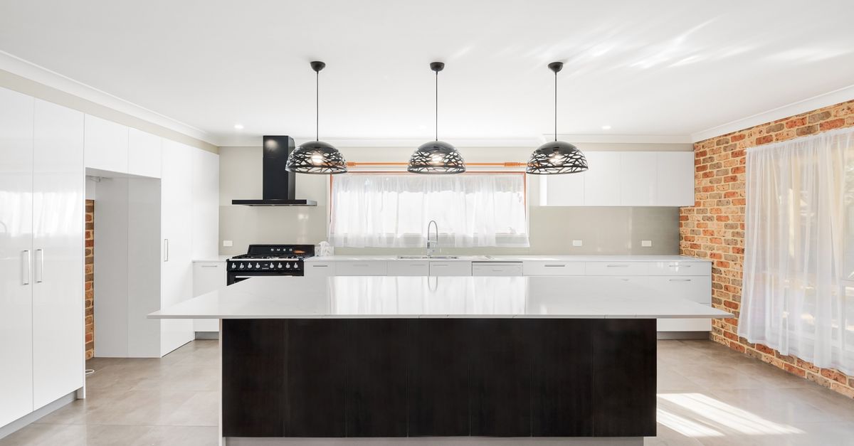Miramar Kitchen & Bath project photo