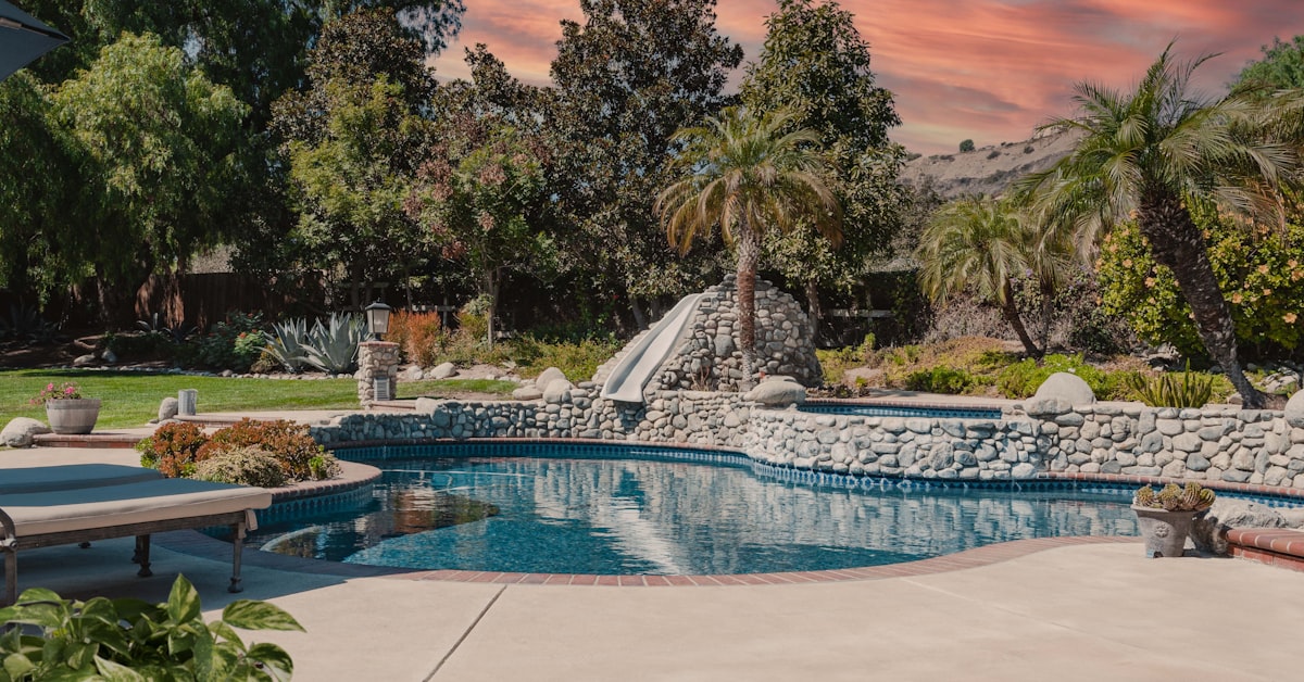 Terrace Outdoor Design Swimming Pools project photo